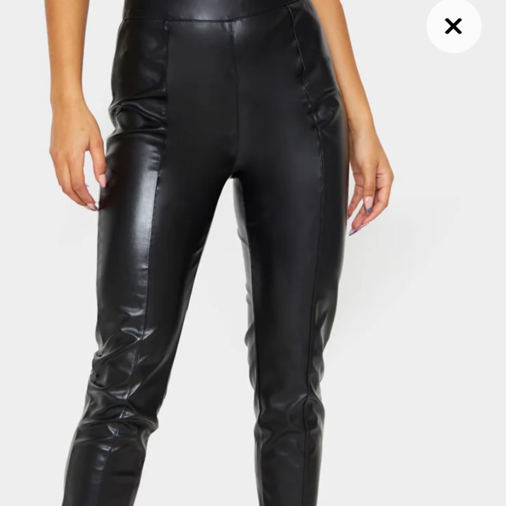 Daysha Black Cropped Faux Leather Pants - Pretty little things